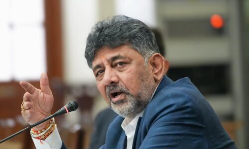 ಅಧಿವೇಶನದಲ್ಲಿ ರೈತರ ಸಮಸ್ಯೆ, ಬೆಂಬಲ ಬೆಲೆ, ಬಾಕಿ ಹಣ ಬಿಡುಗಡೆ ಬಗ್ಗೆ ಕೇಂದ್ರ ಸರ್ಕಾರದ ಮೇಲೆ ಒತ್ತಡ ಹಾಕುವ ಬಗ್ಗೆ ಚರ್ಚೆ: ಡಿಸಿಎಂ ಡಿ.ಕೆ. ಶಿವಕುಮಾರ್