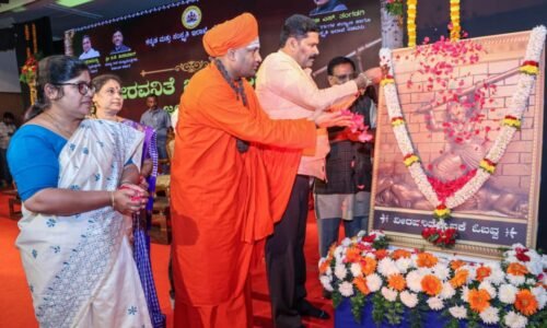 ಓಬವ್ವರ ಶೌರ್ಯ, ಸಾಹಸ, ಸಮಯ ಪ್ರಜ್ಞೆ ಅಳವಡಿಸಿಕೊಳ್ಳಿ: ಸಚಿವ ಶಿವರಾಜ್ ತಂಗಡಗಿ ಕರೆ