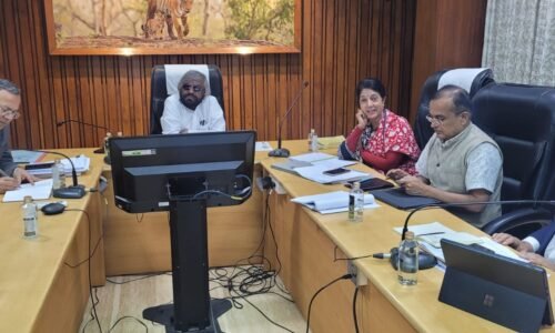 ಅರಣ್ಯದಂಚಿನಲ್ಲಿ ಕ್ಯಾಮರಾ ಅಳವಡಿಸಿ, ಸ್ಥಳೀಯರಿಗೆ ಎಚ್ಚರಿಕೆ ನೀಡಿ- ಈಶ್ವರ ಖಂಡ್ರೆ