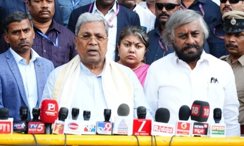 ಪದ್ಮಶ್ರೀ ಪುರಸ್ಕೃತೆ ಸಾಲು ಮರದ ತಿಮ್ಮಕ್ಕನವರ ನಿಧನಕ್ಕೆ ಮುಖ್ಯಮಂತ್ರಿ ಸಿದ್ದರಾಮಯ್ಯ ಸಂತಾಪ| ಸರ್ಕಾರಿ ಗೌರವಗಳೊಂದಿಗೆ ಅಂತ್ಯಕ್ರಿಯೆ