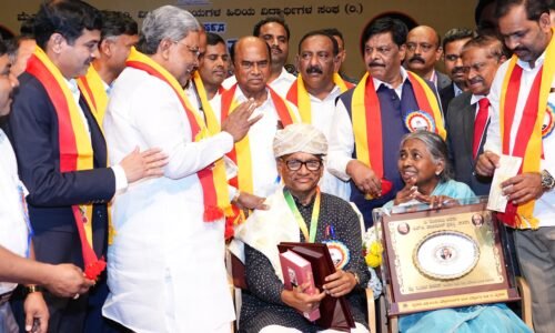 ಕಲಿತ ವಿದ್ಯೆ ಸಮಾಜದ ಸಮಸ್ಯೆಗಳಿಗೆ ಸ್ಪಂದಿಸುವ ರೀತಿಯಲ್ಲಿರಬೇಕು: ಸಿಎಂ ಸಿದ್ದರಾಮಯ್ಯ