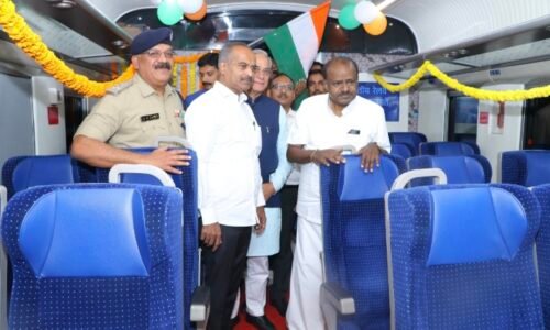 ವಂದೇ ಭಾರತ್ ರೈಲು ಭಾರತೀಯ ರೈಲ್ವೆಯ ಪರಿವರ್ತನಾತ್ಮಕ ಹೆಜ್ಜೆ – ಕೇಂದ್ರ ಸಚಿವ ಹೆಚ್.ಡಿ. ಕುಮಾರಸ್ವಾಮಿ