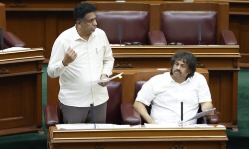 ಪದವಿ ಕಾಲೇಜುಗಳ ಅತಿಥಿ ಉಪನ್ಯಾಸಕರಿಗೆ ಸೇವಾ ಭದ್ರತೆ ನೀಡಲು ನಿಯಮಗಳಲ್ಲಿ ಅವಕಾಶ ಇರುವುದಿಲ್ಲ: ಡಾ.ಎಂ.ಸಿ.ಸುಧಾಕರ ಸ್ಪಷ್ಟನೆ