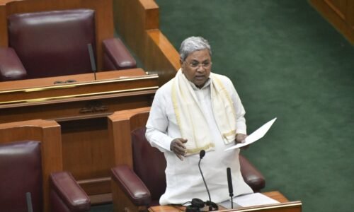 ಶ್ಯಾಮನೂರು ಶಿವಶಂಕರಪ್ಪ ಅವರ ನಿಧನಕ್ಕೆ ಸದನದಲ್ಲಿ ಮುಖ್ಯಮಂತ್ರಿಗಳ ಸಂತಾಪ |ದಾವಣಗೆರೆಯ ಸಾಮಾಜಿಕ, ಆರ್ಥಿಕ ಹಾಗೂ ಶೈಕ್ಷಣಿಕ ಬೆಳವಣಿಗೆಗೆ ಶ್ಯಾಮನೂರು ಶಿವಶಂಕರಪ್ಪ ಕಾರಣ