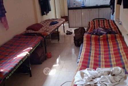 ಸರ್ವೀಸ್ ಅಪಾರ್ಟ್ಮೆಂಟ್, ಹಾಸ್ಟಲ್ ಹಾಗೂ ಪಿಜಿಗಳಲ್ಲಿ ಸುರಕ್ಷತಾ ನಿಯಮಗಳ ಕಟ್ಟುನಿಟ್ಟಿನ ಅನುಸರಣೆ ಕಡ್ಡಾಯ – ಡಿ.ಎಸ್. ರಮೇಶ್