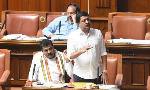 ಹುಬ್ಬಳ್ಳಿ-ಧಾರವಾಡ ಮಹಾನಗರ ವ್ಯಾಪ್ತಿಗೆ ಕುಡಿಯುವ ನೀರು ಸರಬರಾಜು ಯೋಜನೆ ಶೀಘ್ರ ಪೂರ್ಣ- ಸಚಿವ ಬಿ.ಎಸ್. ಸುರೇಶ್