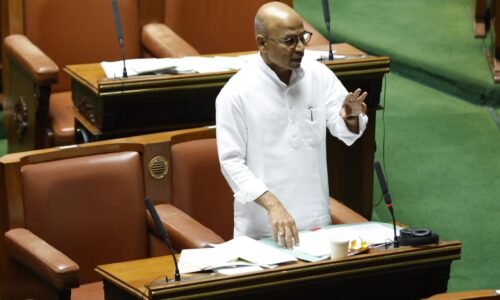 ಕರ್ನಾಟಕದಲ್ಲಿ ಮೊದಲ ಬಾರಿಗೆ ವಿಕಲಚೇತನರಿಗಾಗಿ ವಿಶೇಷ ಉದ್ಯೋಗ ಮೇಳ: ಡಾ. ಶರಣಪ್ರಕಾಶ್ ಪಾಟೀಲ್ | ವಿಕಲಚೇತನರ ಸ್ವಾವಲಂಬನೆಗೆ ಸರ್ಕಾರದ ವಿನೂತನ ಹೆಜ್ಜೆ