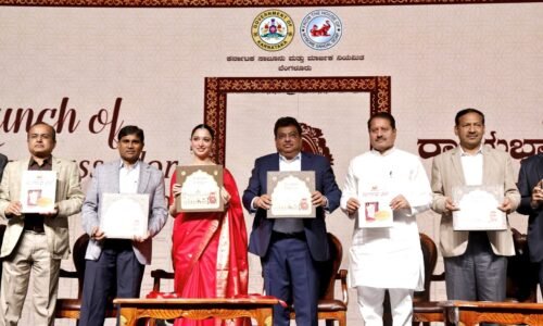 ಕೆಎಸ್‌ಡಿಎಲ್‌ ಹೊಸ ಯುಗಕ್ಕೆ ನಾಂದಿ, ಪ್ರಚಾರ ರಾಯಭಾರಿಯಾಗಿ ತಮನ್ನಾ | ಮೈಸೂರು ಸ್ಯಾಂಡಲ್‌ ಸೋಪ್‌ ಜತೆಗೆ ಹಲವು ಉತ್ಪನ್ನಗಳಿಗೆ ಸಮಕಾಲೀನ ಸ್ಪರ್ಶ | 57 ಹೊಸ ಉತ್ಪನ್ನ ಬಿಡುಗಡೆ ಮಾಡಿದ ತಮನ್ನಾ