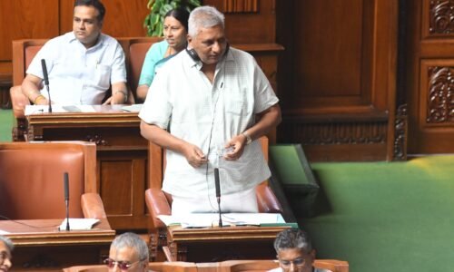 ಮೈಸೂರು ಸೀರೆಗಳ ಖರೀದಿಗೆ ಆನ್ ಲೈನ್ ವ್ಯವಸ್ಥೆ- ಸಚಿವ ಕೆ. ವೆಂಕಟೇಶ್