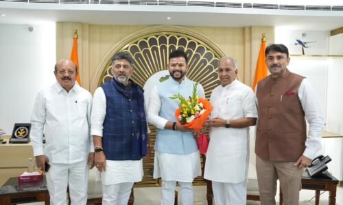 𝗣𝗠𝗞𝗦𝗬 ಮತ್ತು 𝗥𝗥𝗥 ಅಡಿಯಲ್ಲಿ ಕೇಂದ್ರಕ್ಕೆ ಸಲ್ಲಿಸಿರುವ ₹𝟯𝟬𝟱𝟮 ಕೋಟಿ ಯೋಜನೆಗಳ ಅನುಮೋದನೆಗೆ ಮನವಿ: ಕೇಂದ್ರ ಸಚಿವರಿಂದ ಸಕಾರಾತ್ಮಕ ಸ್ಪಂದನೆ ಸಚಿವ ಎನ್‌ ಎಸ್‌ ಭೋಸರಾಜು | ರಾಯಚೂರು ಹಾಗೂ ಬೆಂಗಳೂರು ವಿಮಾನ ನಿಲ್ದಾಣಗಳ ಕಾಮಗಾರಿಗಳನ್ನು ಚುರುಕುಗೊಳಿಸುವ ಕುರಿತು ಚರ್ಚೆ