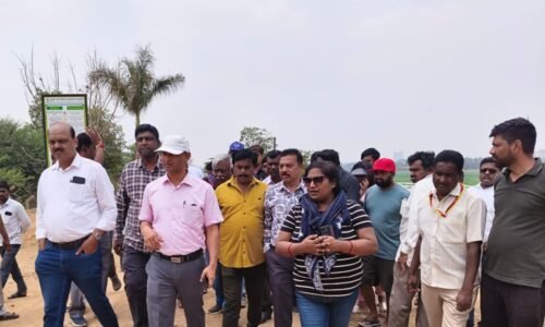 ಅಭಿವೃದ್ಧಿ ಕಾಮಗಾರಿ ಕೈಗೊಂಡಿರುವ ಸ್ಥಳಗಳಲ್ಲಿ ಕಾಮಗಾರಿಯ ಪೂರ್ಣ ವಿವರವುಳ್ಳ ಫಲಕವನ್ನು ಅಳವಡಿಸಿ– ಡಿ.ಎಸ್.ರಮೇಶ್