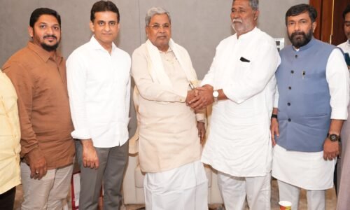 ಸ್ವತಂತ್ರ ಅಭ್ಯರ್ಥಿಯಾಗಿ ನಾಮಪತ್ರ ಸಲ್ಲಿಸಿದ್ದ ಸಾದಿಕ್ ಪೈಲ್ವಾನ್ ಕಣದಿಂದ ಹೊರಕ್ಕೆ |ದಾವಣಗೆರೆ ಮತ್ತು ಬಾಗಲಕೋಟೆ ಎರಡೂ ಕಡೆ ಕಾಂಗ್ರೆಸ್ ಗೆಲ್ಲಲಿದೆ: ಸಿಎಂ ಸಿದ್ದರಾಮಯ್ಯ ವಿಶ್ವಾಸ