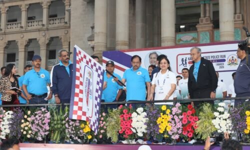 ಮಾದಕ ವಸ್ತುಗಳ ಸೇವೆ ವಿರುದ್ಧ ಜನಜಾಗೃತಿಗಾಗಿ ಪೊಲೀಸ್ ಓಟ | ಗೃಹ ಸಚಿವ ಡಾ. ಜಿ. ಪರಮೇಶ್ವರ್ ಚಾಲನೆ