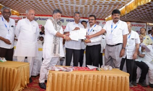 ಶೀಘ್ರ ಮುಖ್ಯಮಂತ್ರಿ ಜತೆ ಗುತ್ತಿಗೆದಾರರ ಸಭೆ : ಡಿಸಿಎಂ ಡಿ.ಕೆ. ಶಿವಕುಮಾರ್ | ಮೇಲ್ಮನೆಯಲ್ಲಿ ಗುತ್ತಿಗೆದಾರರ ಕೋಟಾದಿಂದ ಸಮಸ್ಯೆಗೆ ಪರಿಹಾರ ಸಂಭವ