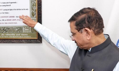 LPG ಸ್ಟೌ ಮಾದರಿ ವಿದ್ಯುತ್ ಸ್ಟೌ!ಸಚಿವ ಪ್ರಲ್ಹಾದ ಜೋಶಿ ಪ್ರದರ್ಶನ|ದೇಶದಲ್ಲೇ ಬೃಹತ್ ಪ್ರಮಾಣದಲ್ಲಿ ಈ ಒಲೆ ತಯಾರಿಕೆಗೆ ಕರೆ