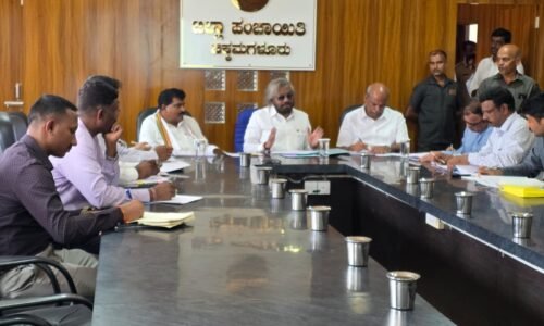 ವನ್ಯಜೀವಿಗಳಿಂದ ಬೆಳೆ ಹಾನಿ: ಶೀಘ್ರ ಪರಿಹಾರ ನೀಡಲು ಈಶ್ವರ ಖಂಡ್ರೆ ಸೂಚನೆ