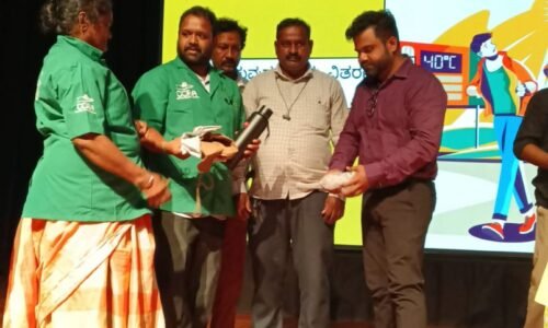 ​ಪೌರಕಾರ್ಮಿಕರ ಆರೋಗ್ಯ ರಕ್ಷಣೆಗೆ ‘ಹೀಟ್-ಹೆಲ್ತ್ ಪ್ರೋಟೋಕಾಲ್’ ಜಾರಿ: ಕೂಲಿಂಗ್ ಕಿಟ್ ವಿತರಣೆ