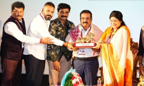 ಹಣದ ಬಡತನ ಇದ್ದಾಗಲೇ ಗುಣಮಟ್ಟದಲ್ಲಿ ಅತ್ಯಂತ ಶ್ರೀಮಂತಿಕೆ ಇದ್ದ ಸಿನಿಮಾಗಳನ್ನು ಕೊಟ್ಟಿರುವ ಕನ್ನಡ ಚಿತ್ರರಂಗ ಈಗ ಕನ್ನಡತನದ ಬೇರುಗಳಿಂದ ಕಳಚಿಕೊಂಡು ಅನಾಥವಾಗಿವೆ: ಕೆ.ವಿ.ಪ್ರಭಾಕರ್