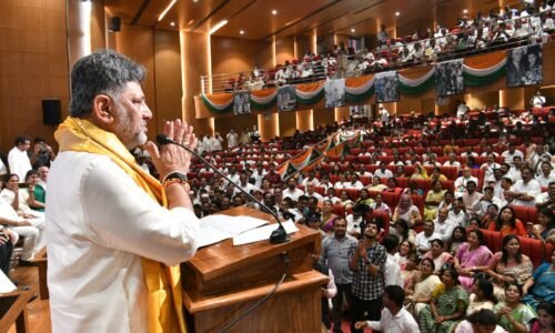 ಎಸ್ ಐಆರ್ ಬಗ್ಗೆ ಎಚ್ಚರವಿರಲಿ; ಕೆಲಸ ಮಾಡಿದವರಿಗೆ ಪಾಲಿಕೆ ಟಿಕೆಟ್: ಮುಖ್ಯಮಂತ್ರಿ ಡಿ.ಕೆ.ಶಿವಕುಮಾರ್|ಕೆಪಿಸಿಸಿ ನೂತನ ಅಧ್ಯಕ್ಷರಾದ ಹರಿಪ್ರಸಾದ್ ಅವರಿಗೆ ಅಭಿನಂದನೆಗಳು