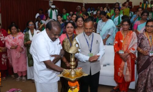ನರೇಂದ್ರ ಮೋದಿ ಆಡಳಿತಾವಧಿಯಲ್ಲಿ ರೈತರ ಆರ್ಥಿಕ ಸ್ಥಿತಿ ಸುಧಾರಣೆ: ಹೆಚ್.ಡಿ. ಕುಮಾರಸ್ವಾಮಿ |9.44 ಕೋಟಿ ರೈತರ ಬ್ಯಾಂಕ್ ಖಾತೆಗಳಿಗೆ ₹18,800 ಕೋಟಿ ವರ್ಗಾವಣೆ