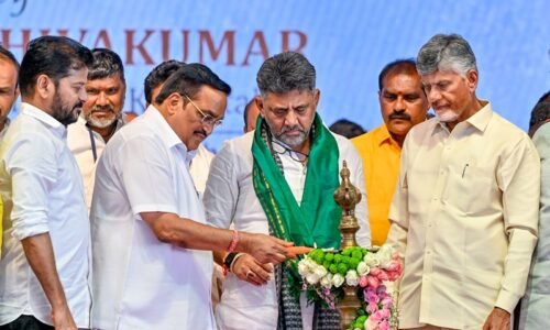 ರೈತರ ಹಿತರಕ್ಷಣೆಗೆ ಮೂರೂ ರಾಜ್ಯಗಳ ಒಮ್ಮತದ ಐತಿಹಾಸಿಕ ತೀರ್ಮಾನ: ಮುಖ್ಯಮಂತ್ರಿ ಡಿ.ಕೆ. ಶಿವಕುಮಾರ್ |ತುಂಗಭದ್ರಾ ಜಲಾಶಯದ 33 ಕ್ರಸ್ಟ್ ಗೇಟುಗಳ ಲೋಕಾರ್ಪಣೆ