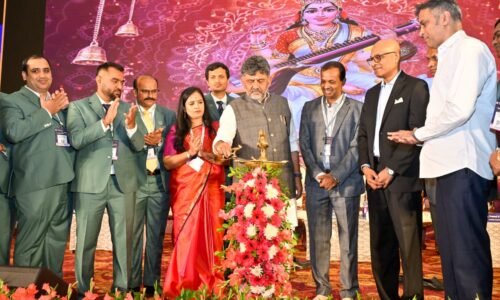 ಸರ್ಕಾರದ ಆದಾಯ ಸಂಗ್ರಹ ಹೆಚ್ಚಳಕ್ಕೆ ಮಾರ್ಗದರ್ಶನ ನೀಡಿ: ಸಿಎಂ ಡಿ ಕೆ ಶಿವಕುಮಾರ್