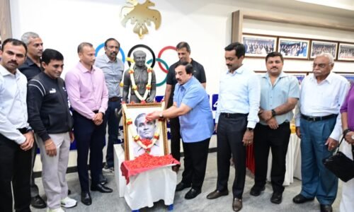 ಒಲಿಂಪಿಕ್ಸ್‌ನಲ್ಲಿ ಕನ್ನಡಿಗರು ಹೆಚ್ಚು ಪದಕ ಗೆಲ್ಲಬೇಕು: ಕೆಒಎ ಅಧ್ಯಕ್ಷ ಡಾ.ಕೆ.ಗೋವಿಂದರಾಜು| ಕೆಒಎನಲ್ಲಿ ರಾಷ್ಟ್ರೀಯ ಕ್ರೀಡಾ ದಿನಾಚರಣೆಯ ಸಂಭ್ರಮ