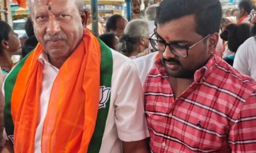 ಕೆ.ಆರ್.ಪುರ: ಹೊರಮಾವು ವಾರ್ಡ್‌ನಲ್ಲಿ ಮಹಿಳೆಯರಿಗೆ ಗೌರಿ-ಗಣೇಶ ಹಬ್ಬದ ಅಂಗವಾಗಿ ಬಾಗಿನ ವಿತರಿಸಿದ ಶಾಸಕ ಬೈರತಿ ಬಸವರಾಜು
