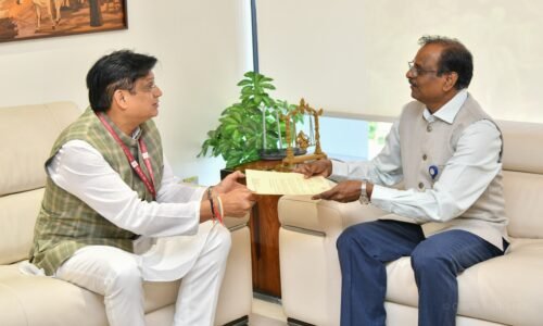 ರಾಜ್ಯದ ವಿಜ್ಞಾನ ಕೇಂದ್ರಗಳಲ್ಲಿ ‘ವಿದ್ಯಾರ್ಥಿ–ವಿಜ್ಞಾನಿ ಸಂವಾದ’ಕ್ಕೆ ಇಸ್ರೋ ಸಹಕಾರ ಕೋರಿದ ಸಚಿವ ಡಾ. ಅಜಯ್ ಧರಂ ಸಿಂಗ್