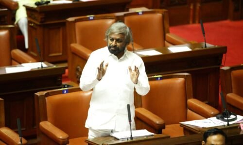 ಕೇಂದ್ರದ ಬರ ನಿರ್ವಹಣೆ ಕೈಪಿಡಿಯೇ ಅವೈಜ್ಞಾನಿಕ:ಈಶ್ವರ ಖಂಡ್ರೆ