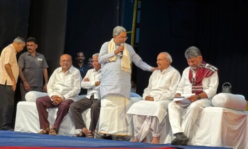 ತಪ್ಪುಗಳನ್ನು ಎತ್ತಿ ತೋರಿಸುವ ಕೆಲಸವನ್ನು ರಂಗಭೂಮಿ ನಿರಂತರವಾಗಿ ಮಾಡುತ್ತಿದೆ- ಸಿದ್ದರಾಮಯ್ಯ