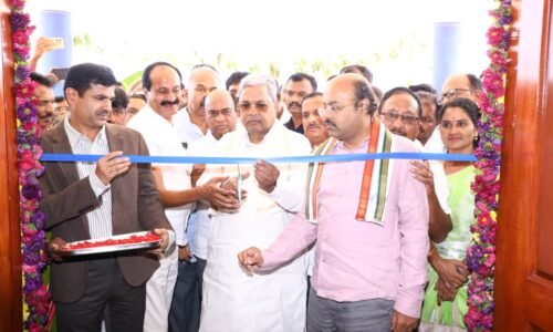 ವರುಣಾ ಜನರ ಆಶೀರ್ವಾದದಿಂದಲೇ ಎರಡು ಬಾರಿ ಸಿಎಂ, ಎರಡು ಬಾರಿ ವಿಪಕ್ಷ ನಾಯಕನಾಗಲು ಸಾಧ್ಯವಾಯಿತು: ಸಿದ್ದರಾಮಯ್ಯ