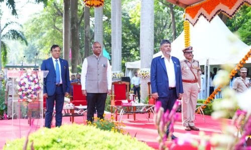 ದಸರಾ ವೀಕ್ಷಣೆ ಮಾಡುತ್ತಿರುವ ಎಲ್ಲರಿಗೂ ತಾಯಿ ಚಾಮುಂಡಿ ಒಳ್ಳೆಯದು ಮಾಡಲಿ: ಡಿ ಕೆ ಶಿವಕುಮಾರ್