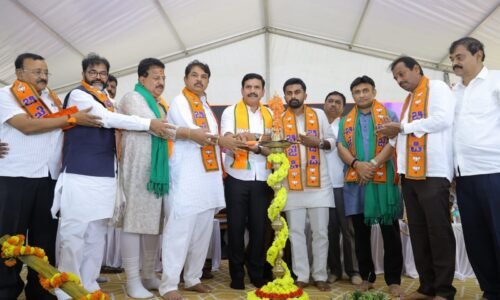 ದೊಡ್ಡಬಳ್ಳಾಪುರದಲ್ಲಿ ರೈತ ಸ್ಪಂದನ ಕಾರ್ಯಕ್ರಮ: ರೈತರ ಸಂಕಷ್ಟಕ್ಕೆ ಸ್ಪಂದಿಸುವಲ್ಲಿ ರಾಜ್ಯ ಸರ್ಕಾರ ವಿಫಲ- ಬಿ.ವೈ.ವಿಜಯೇಂದ್ರ