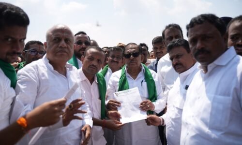 ಕೇಂದ್ರಕ್ಕೆ ₹10–12 ಸಾವಿರ ಕೋಟಿ ಬರ ಪರಿಹಾರಕ್ಕೆ ಮನವಿ; ಮೊದಲ ಕಂತಿನಲ್ಲಿ ರಾಜ್ಯ ಸರ್ಕಾರದಿಂದ 50 ಲಕ್ಷ ರೈತರಿಗೆ ತಲಾ ₹2,500 ನೆರವು- ಡಾ.ಜಿ.ಪರಮೇಶ್ವರ್