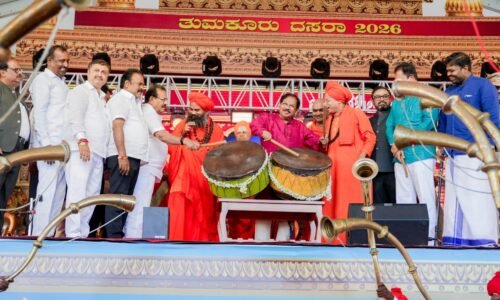 ತುಮಕೂರು ದಸರಾ ಉತ್ಸವಕ್ಕೆ ಚಾಲನೆ| ಸುಭಿಕ್ಷ ನಾಡಿಗಾಗಿ ದಸರಾ ಆಚರಣೆ: ಡಿಸಿಎಂ ಜಿ. ಪರಮೇಶ್ವರ